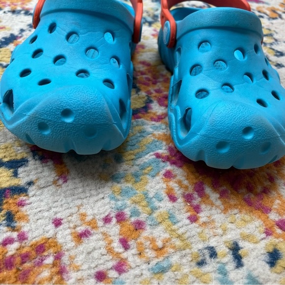 CROCS Boys swiftwater Clog Sandal Water shoes Blue/Orange size: 7 - Picture 10 of 10